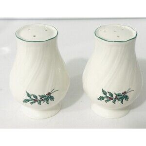 Vintage Nikko Japan Holly Berry Salt & Pepper Shakers Ivory Ceramic Swirl